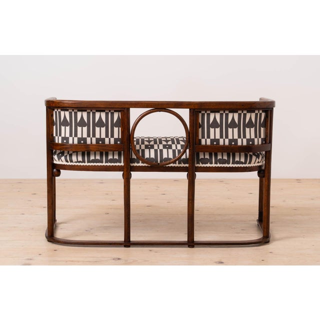 Antique Vienna Secession Bentwood Bench by Josef Hoffmann, 1910 For Sale - Image 4 of 10