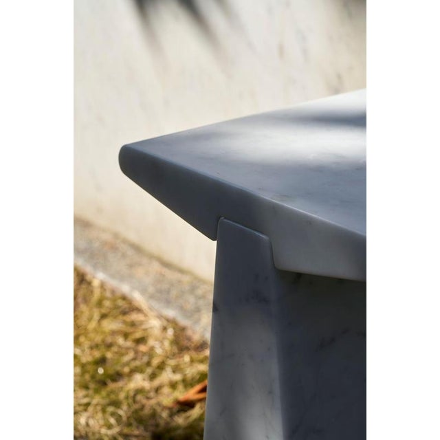 Contemporary Alcm Console Table in Bianco Carrara Marble by Bufalini Design For Sale - Image 3 of 18