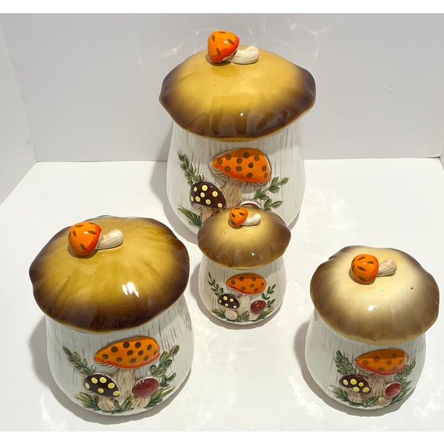 Sears, Roebuck & Compnay Set of 4, Vintage 1976 Mushroom Canister Set – Sears Roebuck Japan – Retro 70s Kitchen For Sale - Image 4 of 16