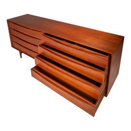 Example of Arne Vodder Lowboys