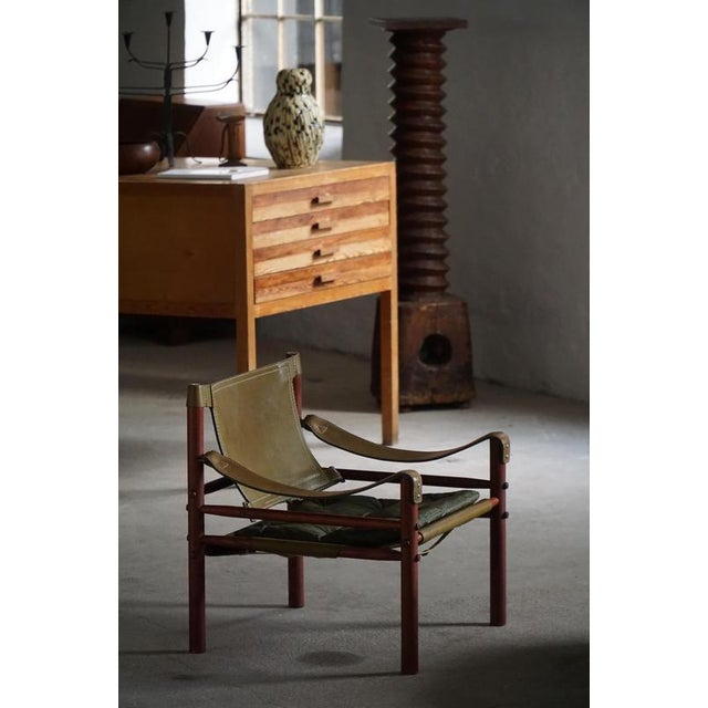 Sirocco Safari Chairs in Ash and Green Leather attributed to Arne Norell for Aneby Mobler, 1960s, Set of 2 For Sale - Image 3 of 18