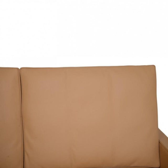 PK31 3-Seater Sofa in Nevada Sand Aniline Leather by Poul Kjærholm, 1970s For Sale - Image 6 of 18