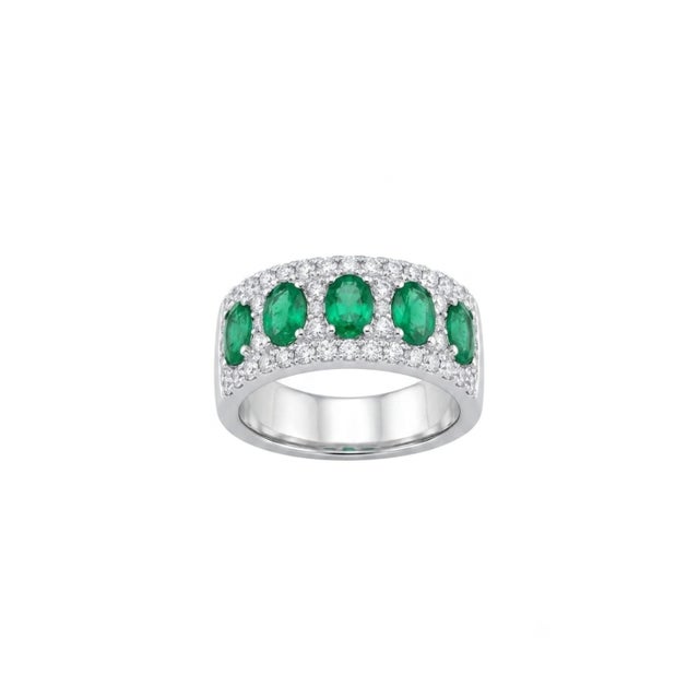 Emerald Natural 18k Gold Emerald Halo Ring With 1.06ct Diamonds, New For Sale - Image 8 of 8