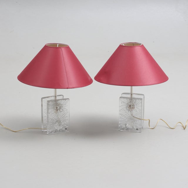 Mid-Century Modern Crystal Blocks Table Lamps attributed to Pukeberg, Sweden, 1970, Set of 2 For Sale - Image 3 of 4