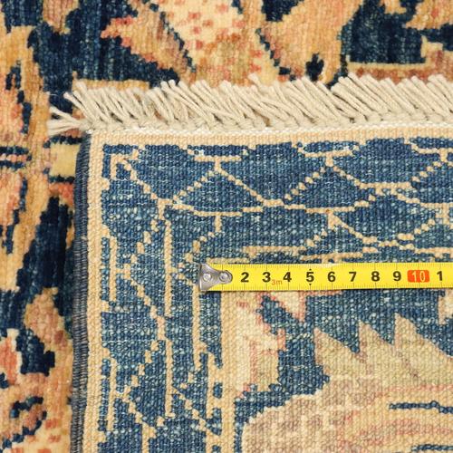 Beige Herat Rug in Wool, Pakistan For Sale - Image 8 of 9
