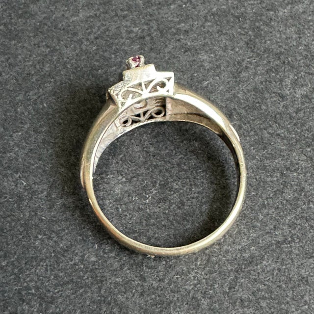 Mid 20th Century Vintage 14k White Gold Ruby Ring Art Deco MCM Size 5 For Sale - Image 5 of 9