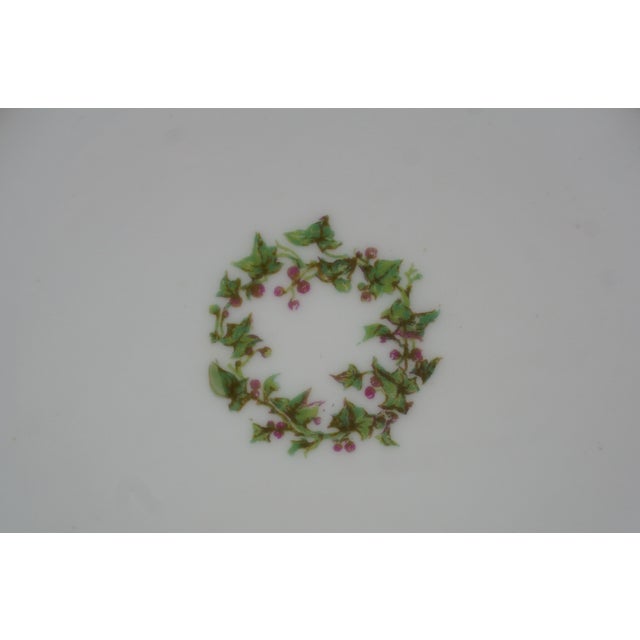 Haviland & Co. Antique Haviland Limoges France Scalloped Holly Berry Wreath Plates 6" - Set of 6 For Sale - Image 4 of 9