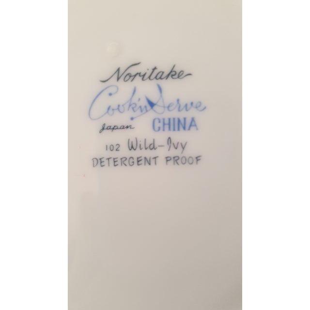 Contemporary 1980s Vintage Noritake 102 Wild Ivy Pattern Hand Painted Signed Plate For Sale - Image 3 of 7