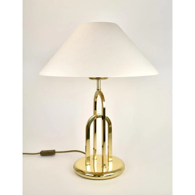 Shade is included. Measurements without shade: Height 39 cm, diameter 18 cm. European Plug (up to 250V).The wiring of this...