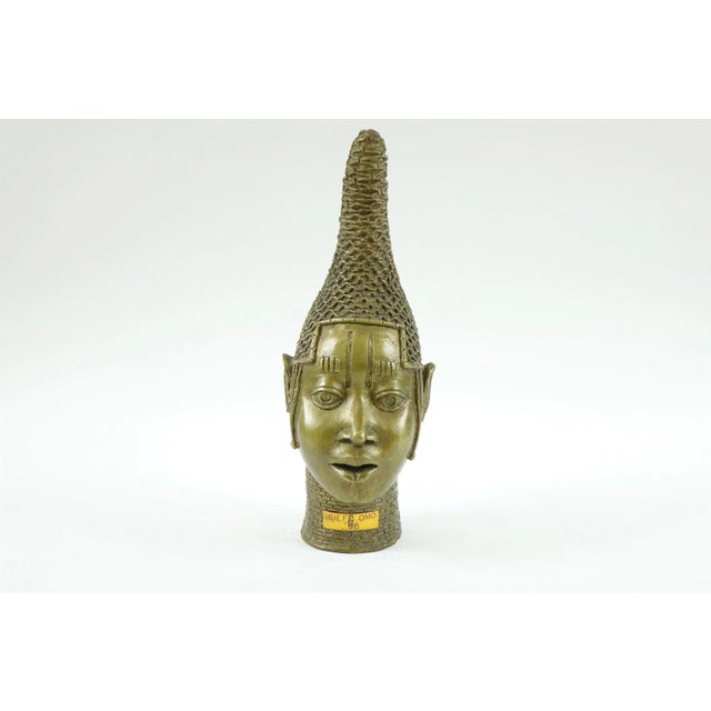 19th Century Antique 19th Century African Bronze Sculpture of a Woman For Sale - Image 5 of 5