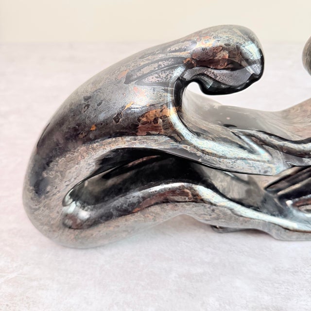 1980s Haeger Postmodern Abstract Sculpture, Marbled Black & Silver Interlocking Figures For Sale - Image 5 of 8