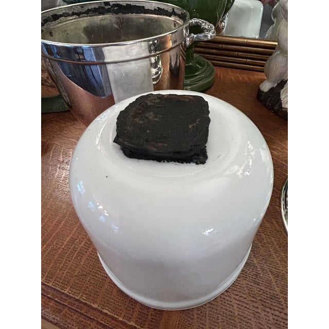 Metal 1970’s Sheridan Silver Plate Ice Bucket With Milk Glass Liner For Sale - Image 7 of 11
