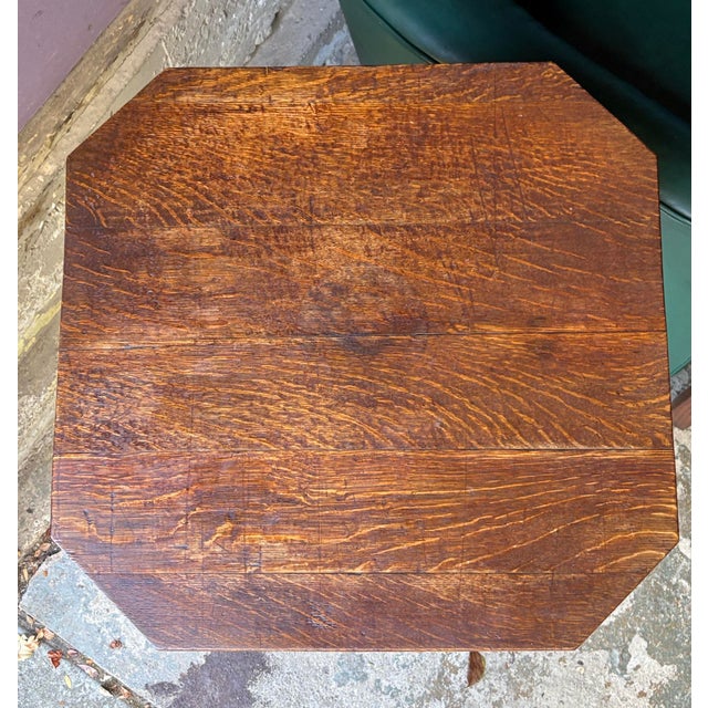 Wood 1910s L..& J. G. Stickley Clipped Corner Mission Oak Lamp Table - Attributed For Sale - Image 7 of 10