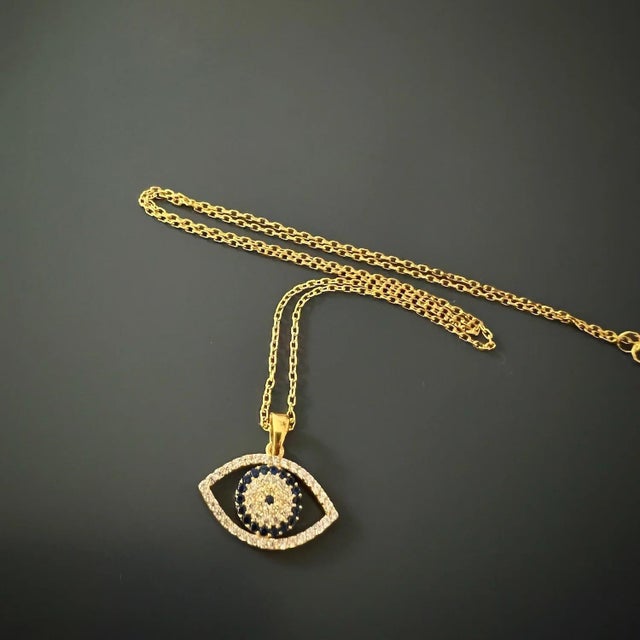 Sparkly Gaze Evil Eye Gold Chain Necklace For Sale In Miami - Image 6 of 8