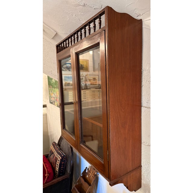 Traditional Late 19th Century English Mahogany Hanging Wall Cabinet For Sale - Image 3 of 18