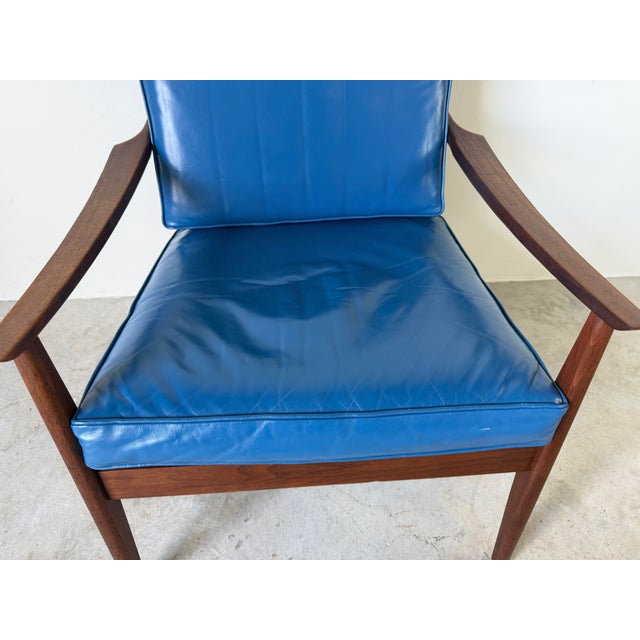 1960s Mid Century Ib Kofod Larsen Style Scandinavian Lounge Chair With Blue Leather Cushions For Sale - Image 5 of 18