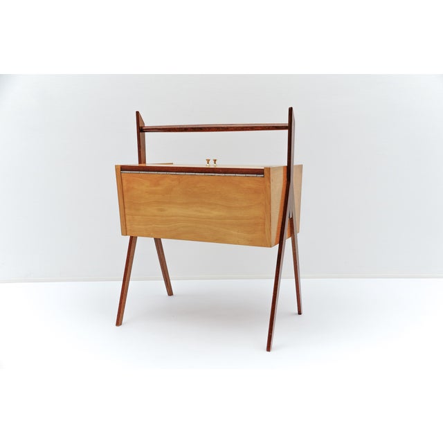 Lovely Mid-Century Modern sewing or for whatever you want box, 1960s Italy Just wow.