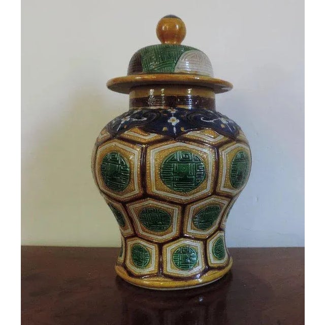 19th Century Chinese Sancai Palette Porcelain Baluster Shaped Vase & Cover Kangxi Marks For Sale - Image 4 of 11
