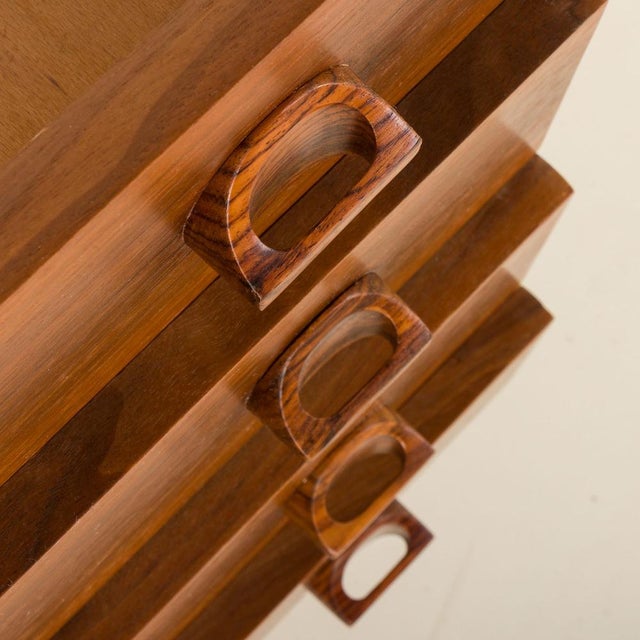 Wood Mid-Century Italian Wide Walnut Chest of Drawers with Sculptural Handles, 1960s For Sale - Image 7 of 14