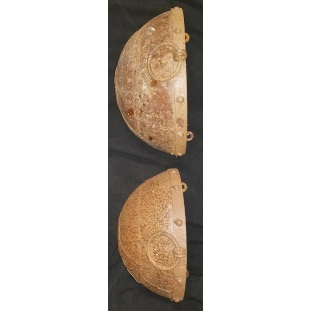 Castle keep look, rusty in all the right places, sold as a set.