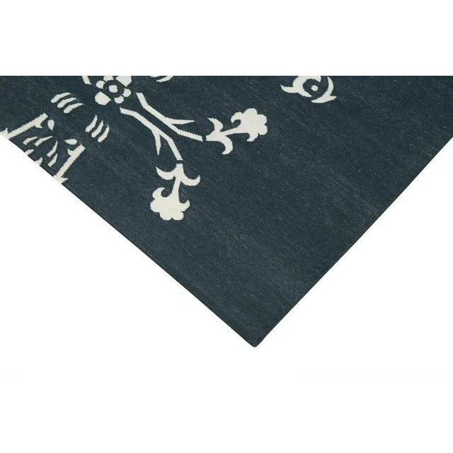 Vintage Flatweave Dhurrie Rug For Sale - Image 4 of 7