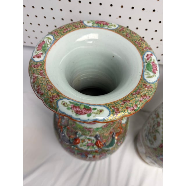 Large 1860 Qing Dynasty Rose Medallion Vases, a Pair For Sale - Image 11 of 12