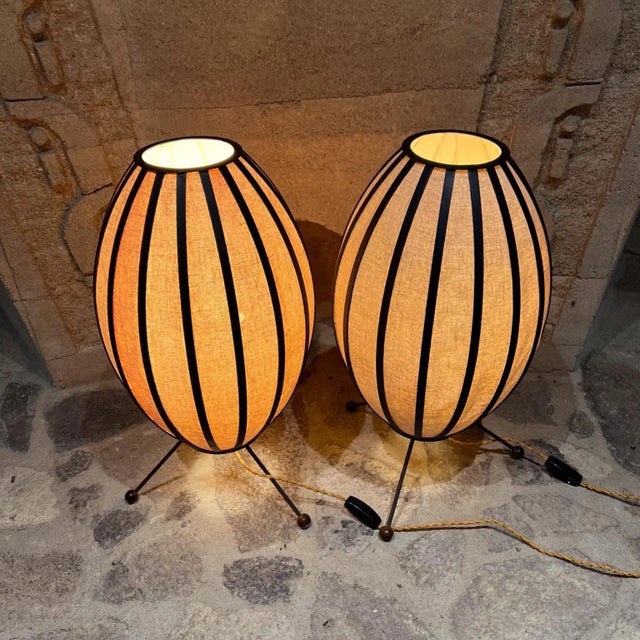 Metal 1950s Custom Ball Tripod Table Lamp Pair Style Nelson For Sale - Image 7 of 8