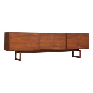 1960s Rare Danish Mk511 Credenza by Arne Hovmand-Olsen for Mogens Kold For Sale