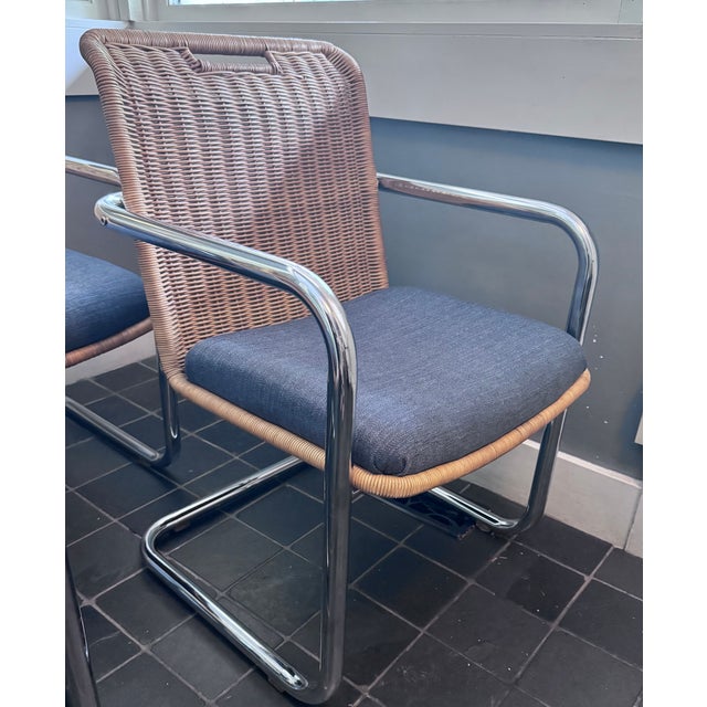 Chromcraft Set of 4 Attributed Chromcraft Cantilever Chairs With Wicker Backrest For Sale - Image 4 of 12