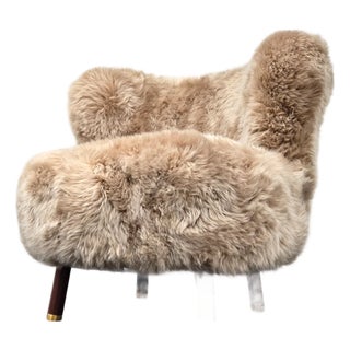 Natures Collection Ethan Puffy Lounge Chair, New Zealand Sheepskin For Sale