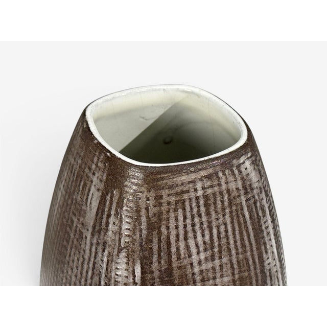 1960s Ingrid Atterberg, Ekeby, Swedish Mid-Century Modern, Tan Vase, Stoneware,1960s For Sale - Image 5 of 10