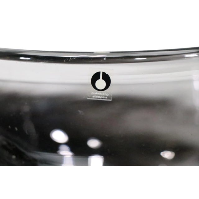 Mid Century Art Glass Bowl by Eva Englund for Pukeberg Made in Sweden 1950/1960's For Sale - Image 10 of 12