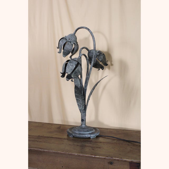 1950s Hollywood Regency Tulip Large Lamp For Sale - Image 11 of 15