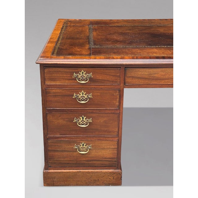 Large 18th Century George III Mahogany Partners Desk, 1790 For Sale - Image 6 of 14
