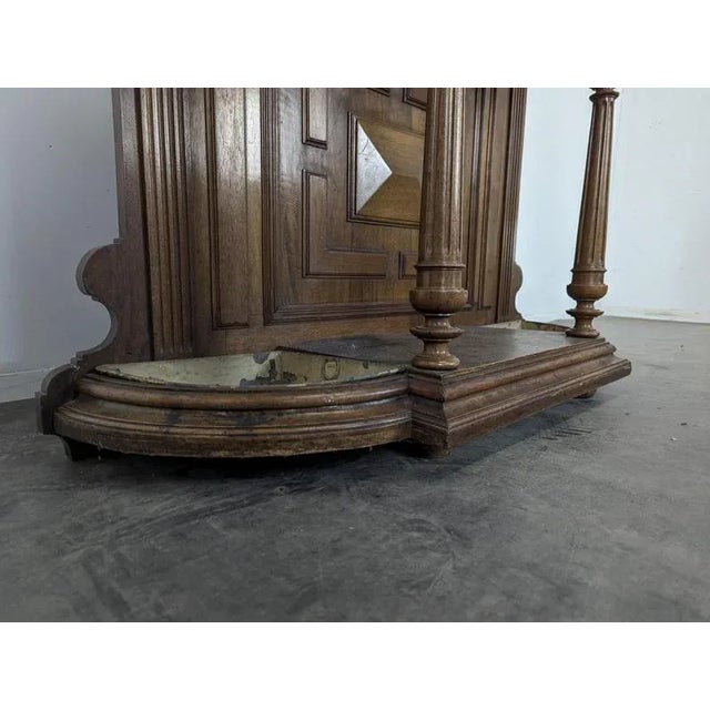 Walnut Cloakroom, Late 19th Century For Sale - Image 4 of 12