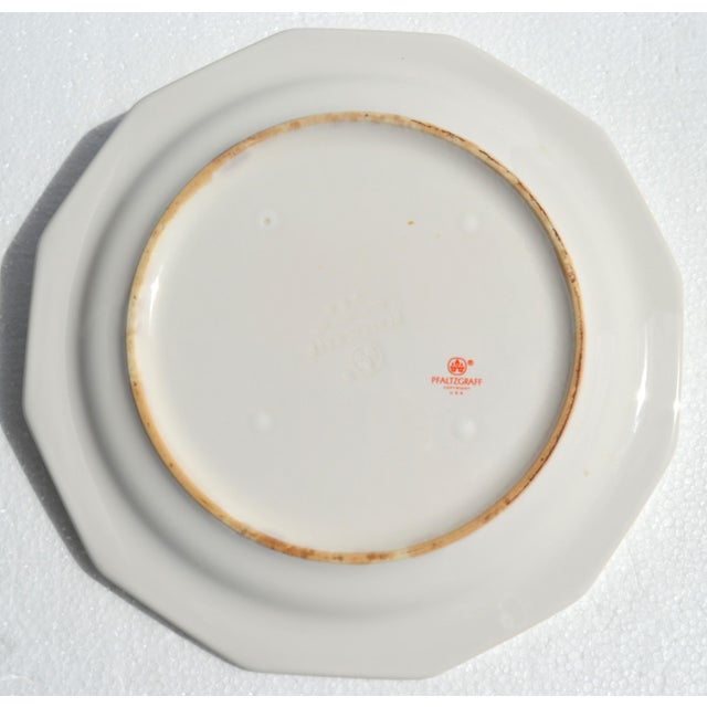 1980s Christmas Heritage Collectible Dinnerplate 10 Inches Diameter by Pfaltzgraff For Sale - Image 11 of 13