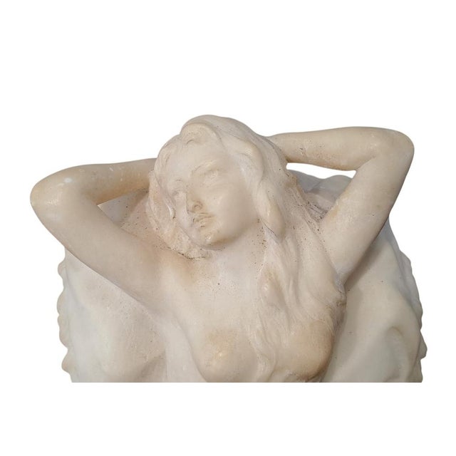 Giuseppe Gambogi, Female Figure on an Armchair, 1900s, Alabaster For Sale - Image 5 of 10