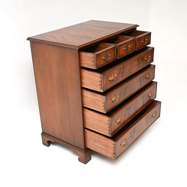 Antique Georgian Chest of Drawers, 1950 For Sale - Image 4 of 10