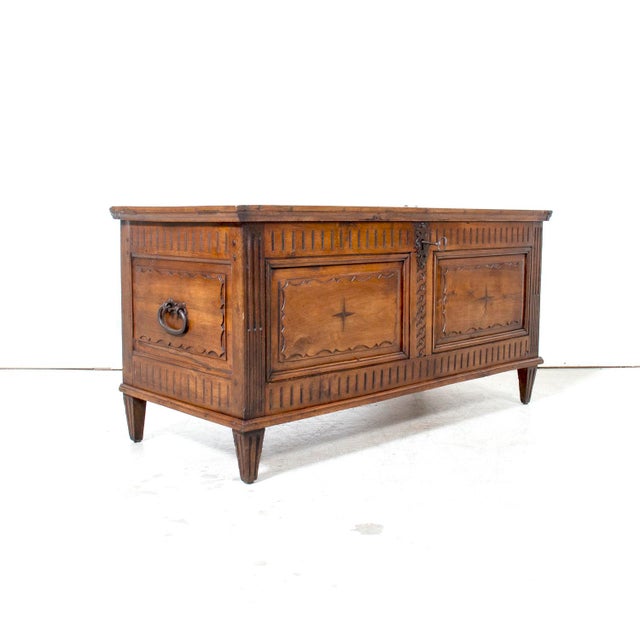 Wood 18th Century French Louis XVI Period Carved Walnut Coffer With Marquetry For Sale - Image 7 of 18