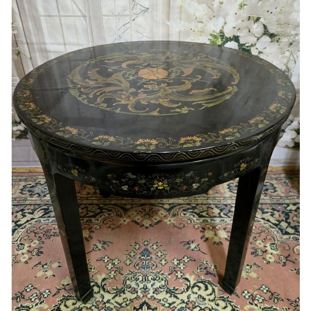 Black Asian Lacquered Side Table, 1930s For Sale - Image 8 of 8