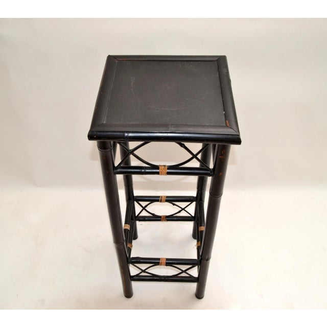 Mid-Century Modern Vintage Brighton Chinoiserie Rattan Bamboo Stand, Side or End Table, Column 1970 For Sale - Image 3 of 13