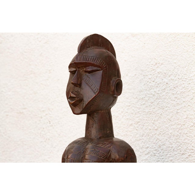 African Antique African Carved Wood Mumuye Figure on Stand For Sale - Image 3 of 10