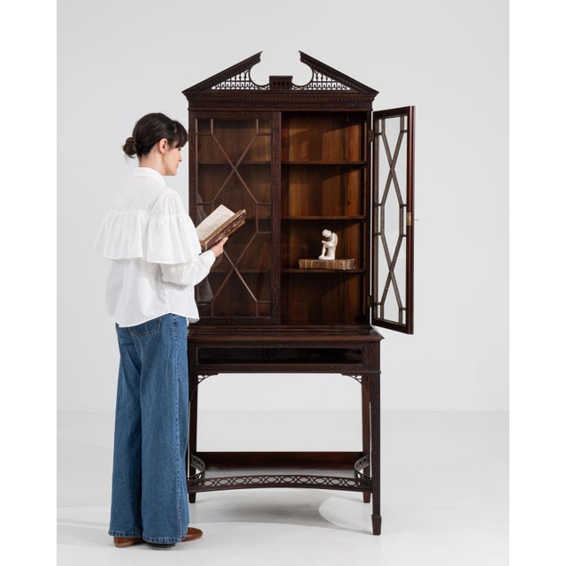 19th Century Fine Chippendale Vitrine For Sale - Image 11 of 16