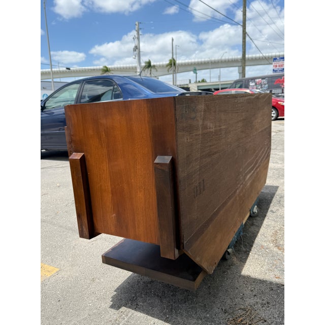 Mid Century Modern Canadian Architectural Long Chest Credenza Manner of Paul Evans For Sale - Image 13 of 15