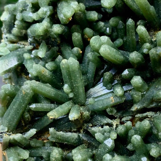 Contemporary Hedenbergite Quartz Cluster by Stillmantle For Sale - Image 3 of 3