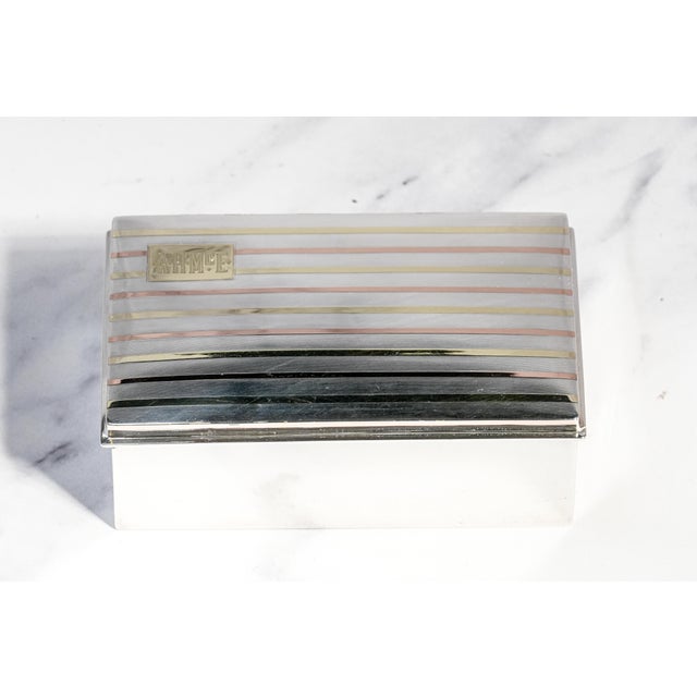 Stunning High Quality Antique Art Deco Gold and Sterling Silver Trinket Jewelry Cigarette Box Home Decor For Sale In New York - Image 6 of 14