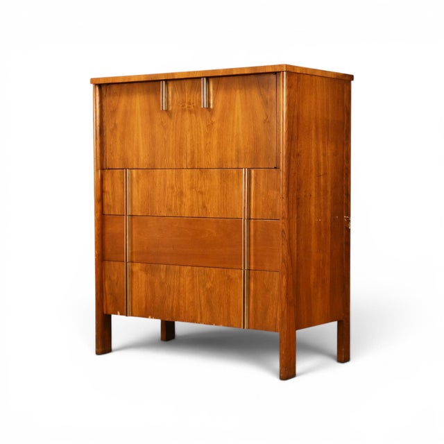 Mid-Century Modern John Widdicomb Vintage Mid Century Modern Highboy Dresser C. 1960s For Sale - Image 3 of 13