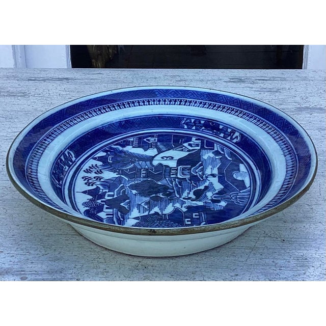 Chinese Antique Chinese Export Pottery Blue & White Willow Platter For Sale - Image 3 of 6