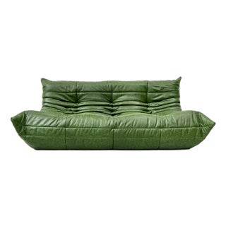 French Three-Seater Togo Sofa in Forest Green Leather attributed to Michel Ducaroy for Ligne Roset For Sale