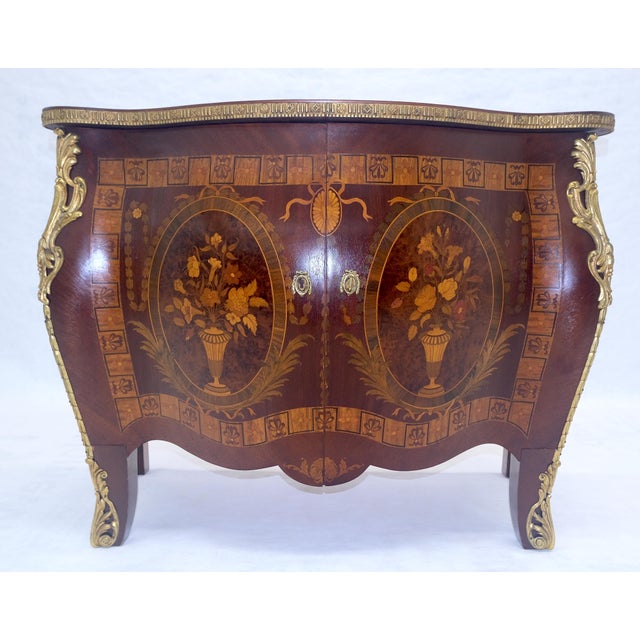 Very Fine Large Bombe Brass Mount Inlay Italian Console Dresser MINT For Sale - Image 12 of 17